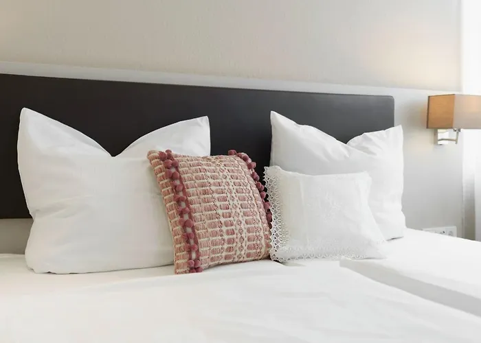 Tante Alma\'S Koelner Hotel